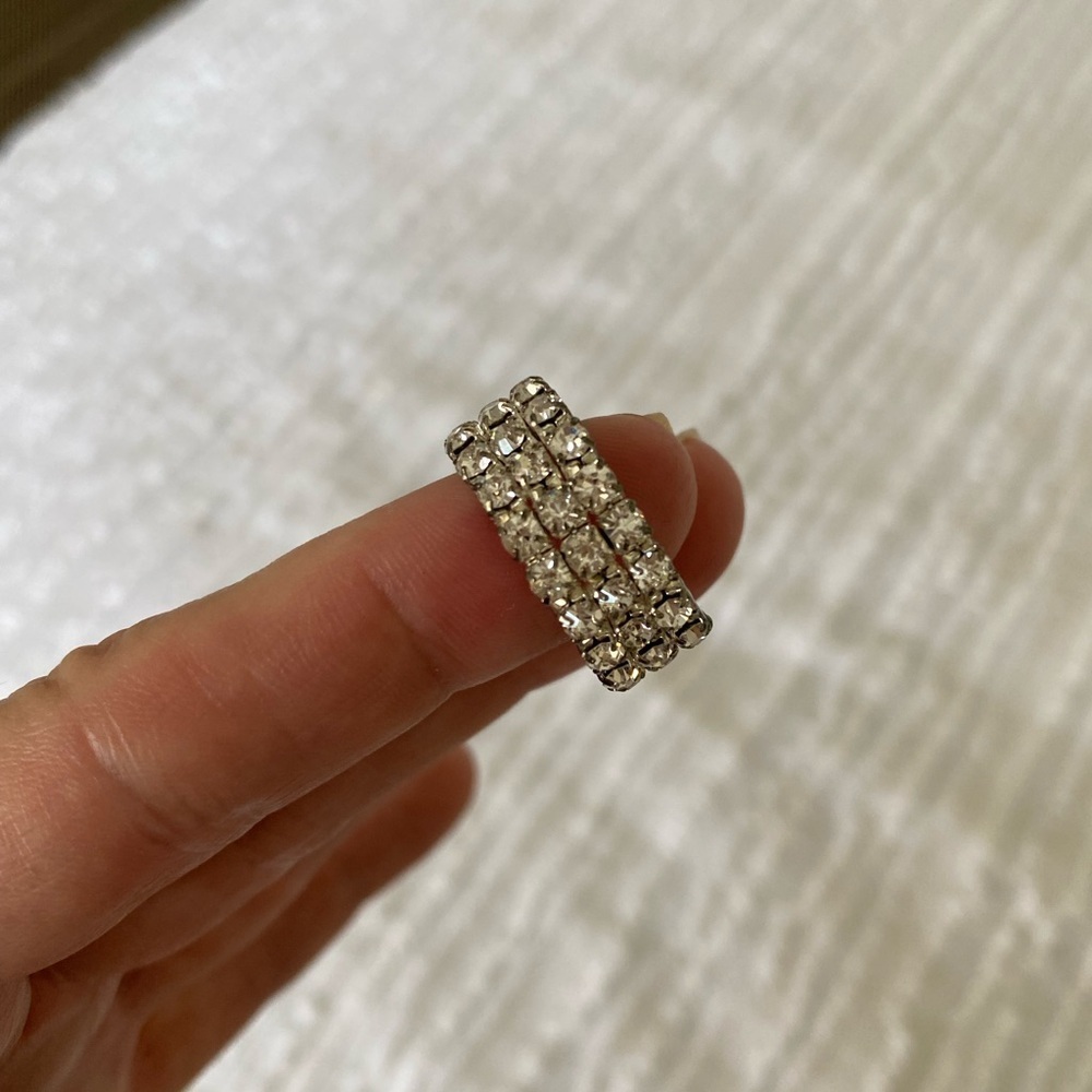 Rhinestone Diamond Bling Statement Ring size 6 - Picture 3 of 6